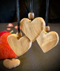 Cœur en Olivier ou en cade