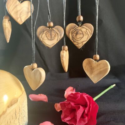 Cœur en Olivier ou en cade