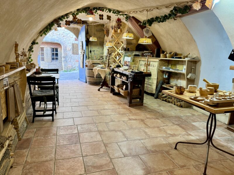 Le BAB - 10 rue du Castellas - 34150 Montpeyroux